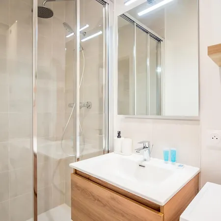 Le Cosy Express Apartment *